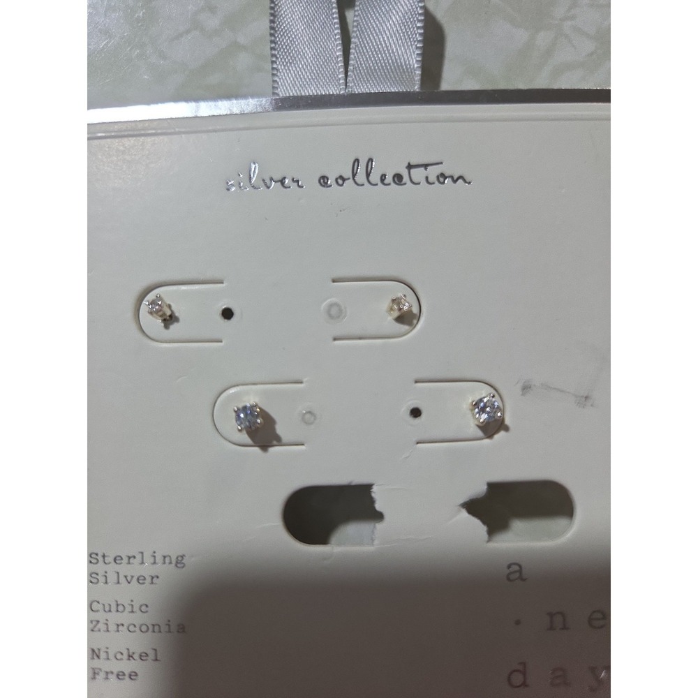 A New Day‎ Earrings (2 Sets, 1 gone). - Picture 2 of 3